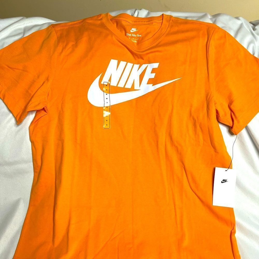 The Nike Tee Orange Mens Shirt Size Medium Athletic Cut